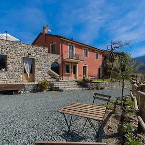 https://agriturismo-castiglione-chiavarese.hotelitalianriviera.com